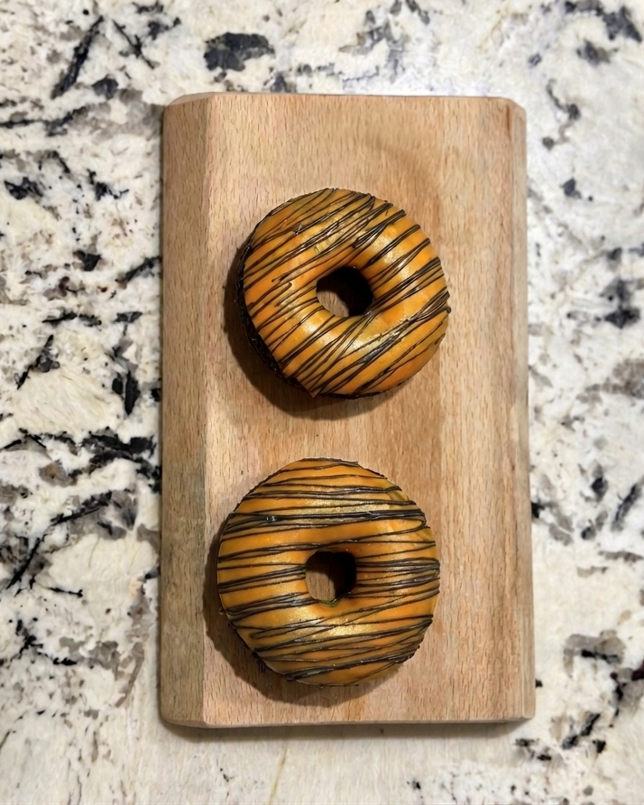 Seasonal Donuts Falvours (Pumpkin Spice) (1/2 Dozen Decorated)